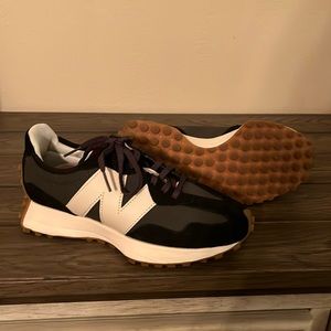 Hard to find New Balance 327